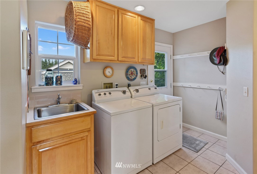 4288 Lookout, Poulsbo, Washington 98370, 3 Bedrooms Bedrooms, ,2 BathroomsBathrooms,Residential,For Sale,Lookout,NWM1852482