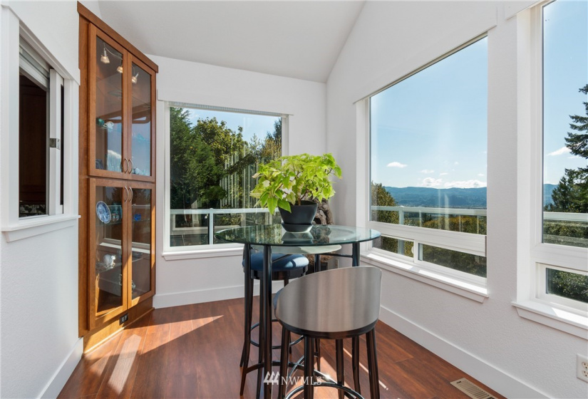81 Maple Ridge, Cathlamet, Washington 98612, 3 Bedrooms Bedrooms, ,2 BathroomsBathrooms,Residential,For Sale,Maple Ridge,Maple Ridge,NWM1852052