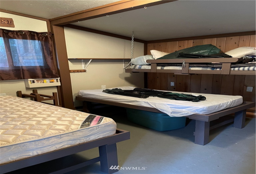 730 Tall Pines, Cle Elum, Washington 98922, 2 Bedrooms Bedrooms, ,1 BathroomBathrooms,Residential,For Sale,Tall Pines,NWM1853473