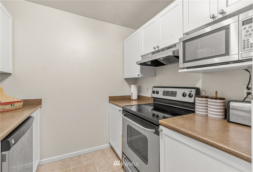 15415 35th, Lynnwood, Washington 98087, 2 Bedrooms Bedrooms, ,2 BathroomsBathrooms,Residential,For Sale,35th,NWM1852840