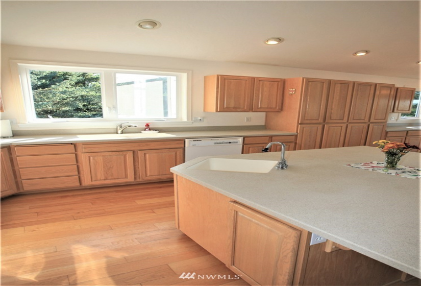 3249 St Rt 105, North Cove, Washington 98547, 2 Bedrooms Bedrooms, ,1 BathroomBathrooms,Residential,For Sale,Mar Vista,St Rt 105,NWM1852762