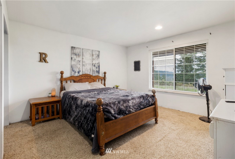 19801 192nd, Orting, Washington 98360, 4 Bedrooms Bedrooms, ,3 BathroomsBathrooms,Residential,For Sale,192nd,NWM1852983