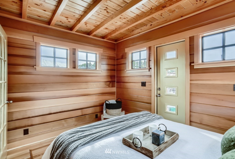 1080 Ewing, Seattle, Washington 98109, 1 Bedroom Bedrooms, ,1 BathroomBathrooms,Residential,For Sale,Nickerson Marina,Ewing,NWM1852217