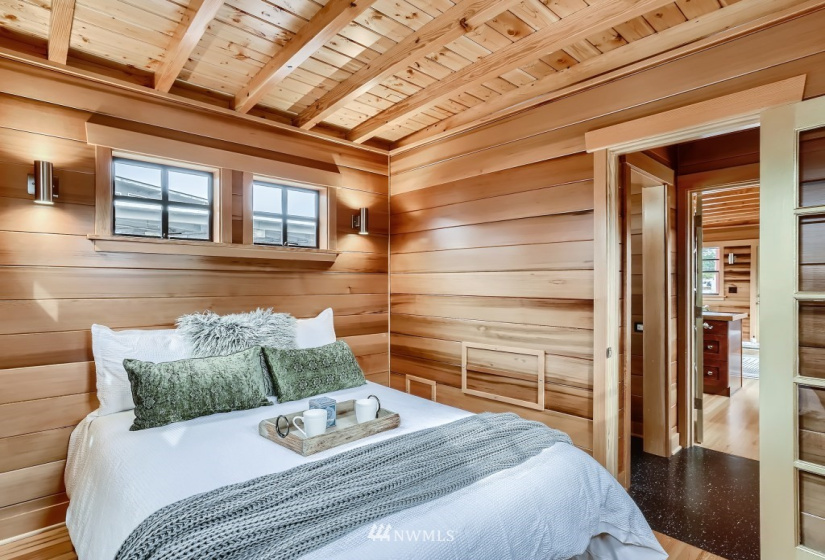 1080 Ewing, Seattle, Washington 98109, 1 Bedroom Bedrooms, ,1 BathroomBathrooms,Residential,For Sale,Nickerson Marina,Ewing,NWM1852217