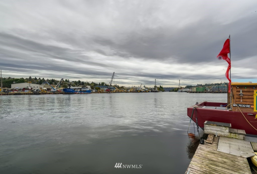 1080 Ewing, Seattle, Washington 98109, 1 Bedroom Bedrooms, ,1 BathroomBathrooms,Residential,For Sale,Nickerson Marina,Ewing,NWM1852217