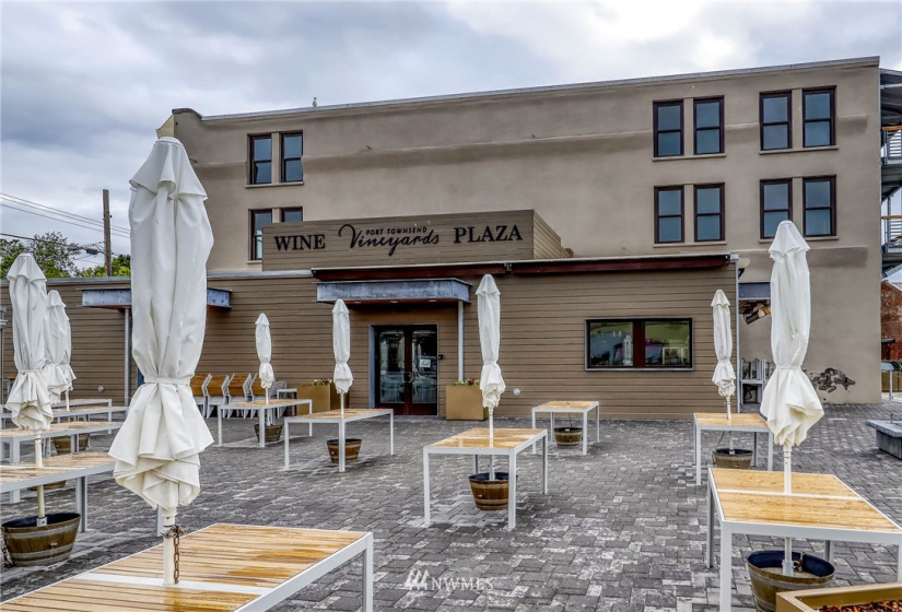 821 Water, Port Townsend, Washington 98368, ,Residential Lease,For Rent,Water,NWM1853013