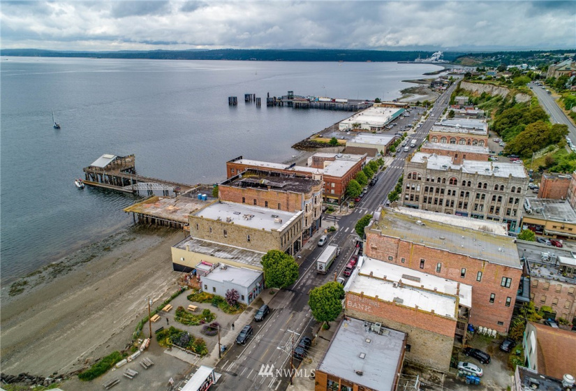 821 Water, Port Townsend, Washington 98368, ,Residential Lease,For Rent,Water,NWM1853013