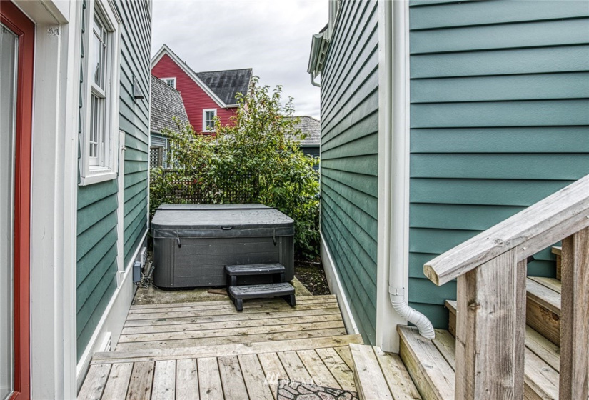 32 Fireside, Pacific Beach, Washington 98571, 4 Bedrooms Bedrooms, ,4 BathroomsBathrooms,Residential,For Sale,Division 1B,Fireside,NWM1849087