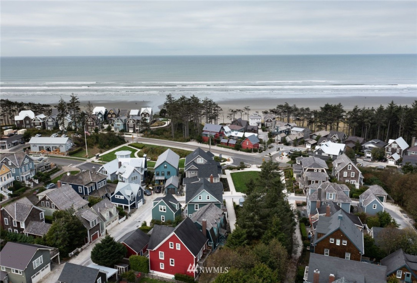 32 Fireside, Pacific Beach, Washington 98571, 4 Bedrooms Bedrooms, ,4 BathroomsBathrooms,Residential,For Sale,Division 1B,Fireside,NWM1849087