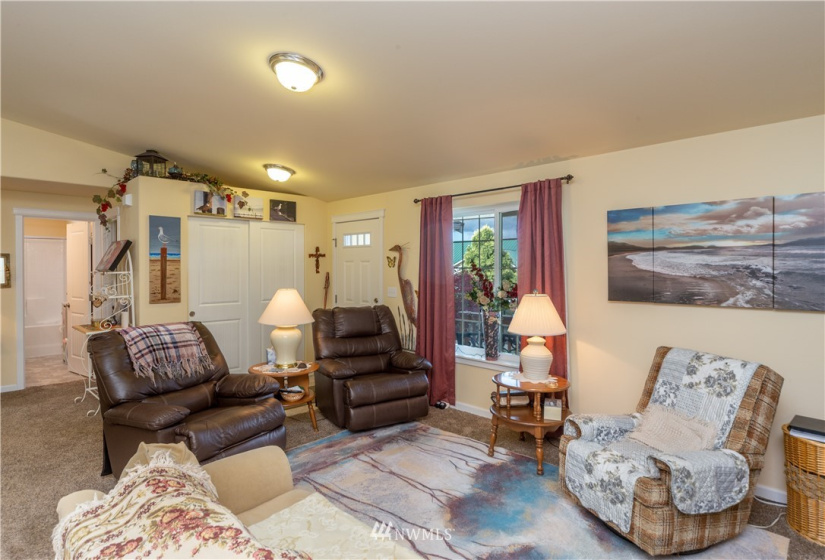 94 Port Townsend Bay, Port Hadlock, Washington 98339, 2 Bedrooms Bedrooms, ,2 BathroomsBathrooms,Residential,For Sale,Port Townsend Bay,NWM1839363