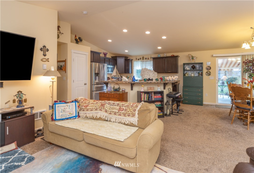94 Port Townsend Bay, Port Hadlock, Washington 98339, 2 Bedrooms Bedrooms, ,2 BathroomsBathrooms,Residential,For Sale,Port Townsend Bay,NWM1839363