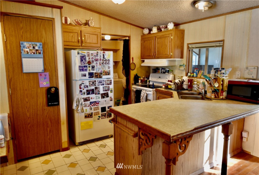 5579 Bay Ridge, Blaine, Washington 98230, 3 Bedrooms Bedrooms, ,1 BathroomBathrooms,Residential,For Sale,Bay Ridge Estates,Bay Ridge,NWM1850569
