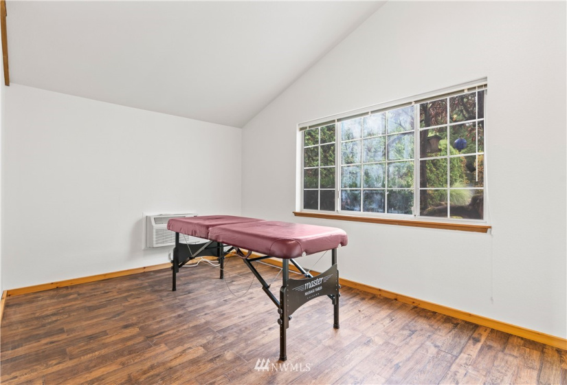 1528 8th, Auburn, Washington 98002, 1 Bedroom Bedrooms, ,1 BathroomBathrooms,Residential Lease,For Rent,8th,NWM1854407