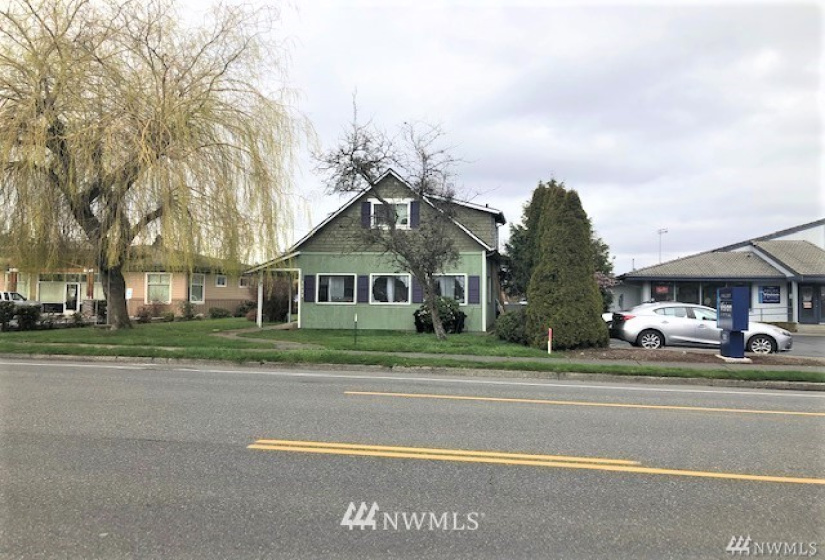 1123 Division, Mount Vernon, Washington 98273, ,Commercial Sale,For Sale,Division,NWM1854468