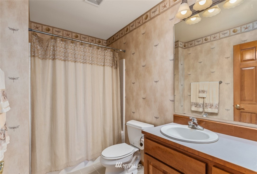 1013 Mallard, Camano Island, Washington 98282, 4 Bedrooms Bedrooms, ,2 BathroomsBathrooms,Residential,For Sale,Mallard,NWM1853826