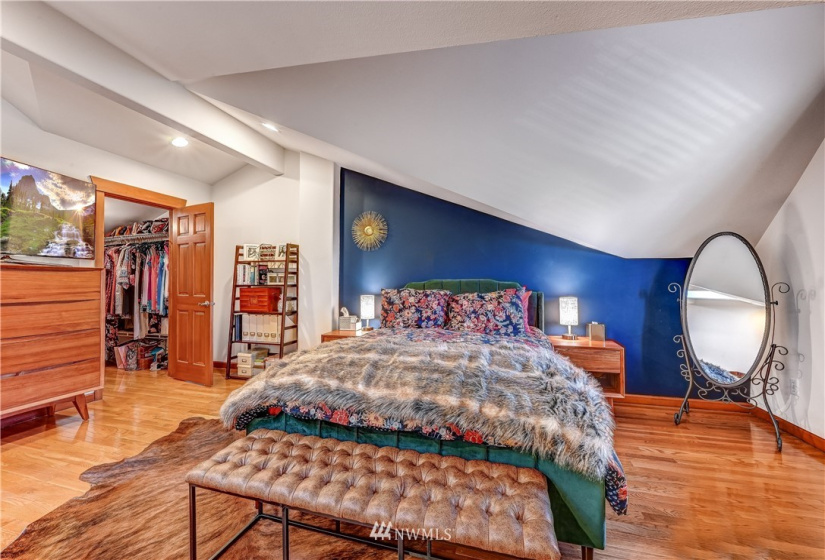 6819 Weedin, Seattle, Washington 98155, ,Residential Income,For Sale,Weedin,NWM1854564