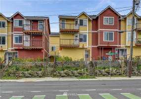 5794 Roosevelt, Seattle, Washington 98105, ,Residential Income,For Sale,Roosevelt,NWM1854566