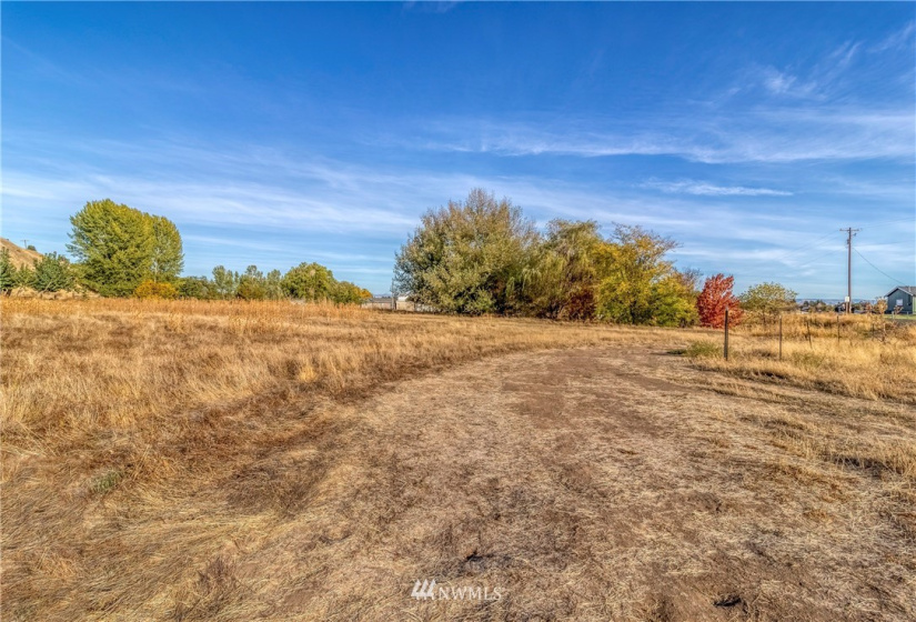 0 Bussell, Walla Walla, Washington 99362, ,Land,For Sale,Bussell,NWM1854627