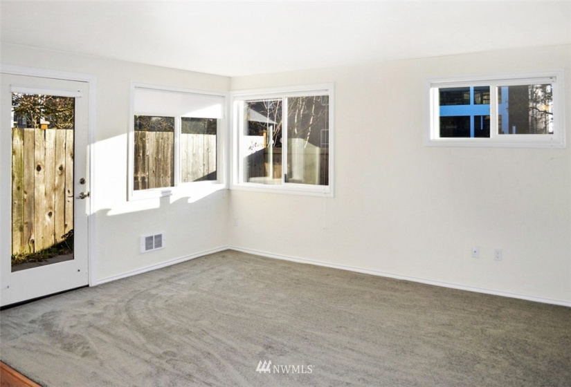 2026 58th, Seattle, Washington 98107, ,Residential Income,For Sale,Gilman Park Addition,58th,NWM1848003