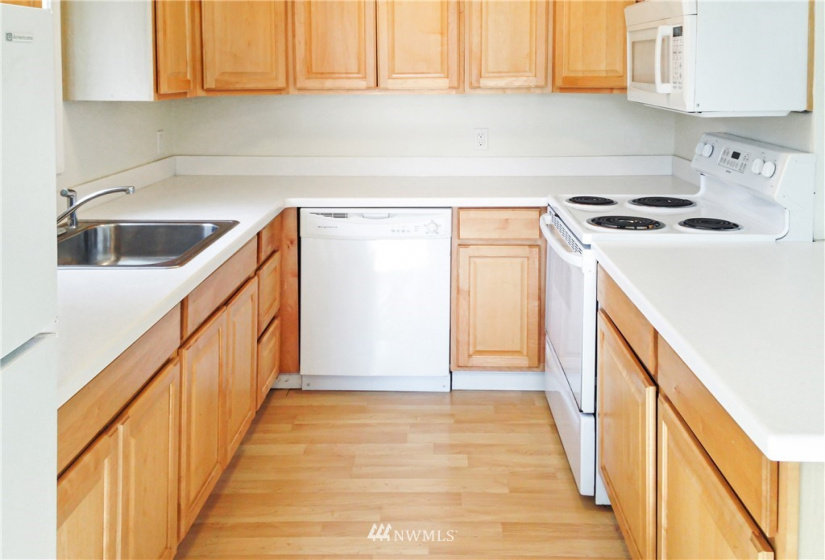 2026 58th, Seattle, Washington 98107, ,Residential Income,For Sale,Gilman Park Addition,58th,NWM1848003