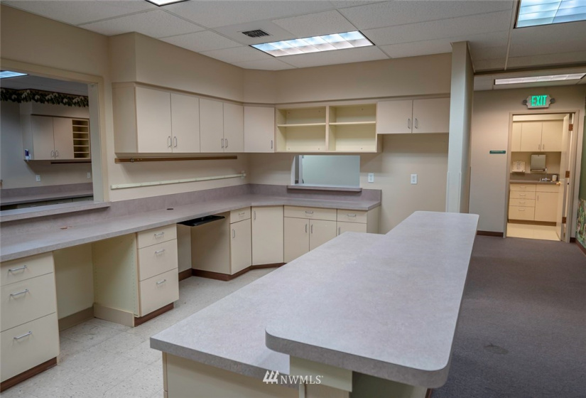 1100 Basich, Aberdeen, Washington 98520, ,Commercial Sale,For Sale,Basich,NWM1854916