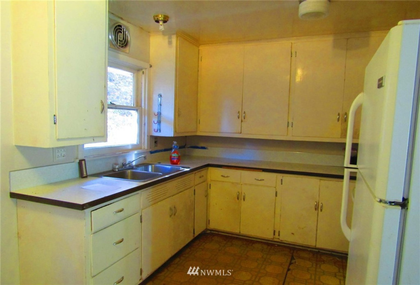 114 Miller, Randle, Washington 98377, 3 Bedrooms Bedrooms, ,2 BathroomsBathrooms,Residential,For Sale,Miller,NWM1854245