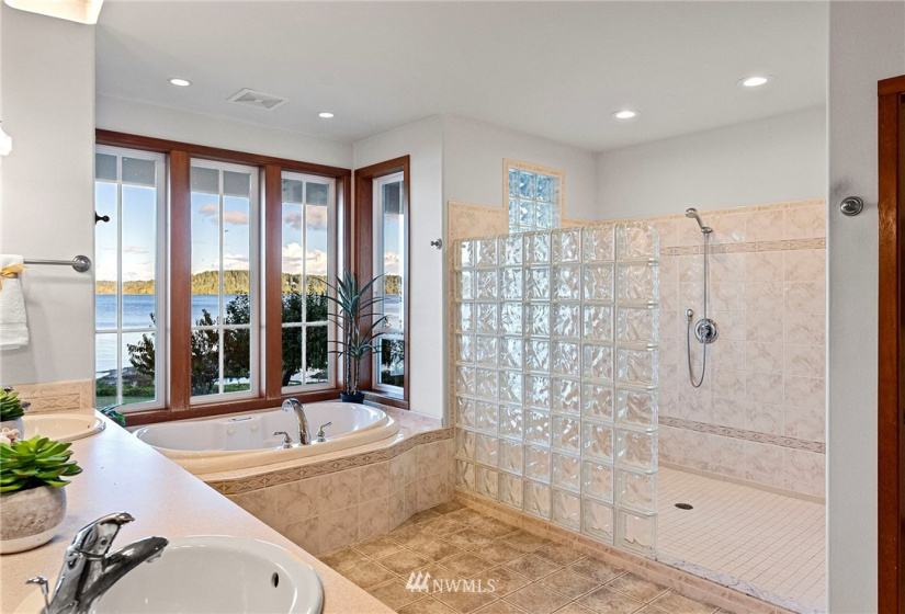 110 Smith Cove, Shelton, Washington 98584, 6 Bedrooms Bedrooms, ,2 BathroomsBathrooms,Residential,For Sale,Smith Cove,NWM1855033