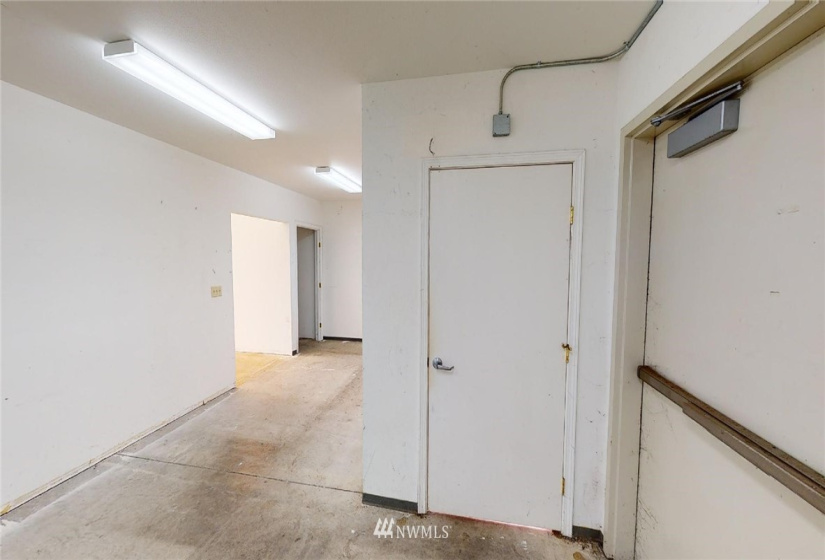 1300 Water St, Port Townsend, Washington 98368, ,Residential Lease,For Rent,Water St,NWM1855250