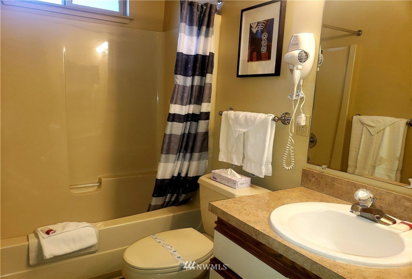 1 Lodge 620-M, Manson, Washington 98831, 2 Bedrooms Bedrooms, ,2 BathroomsBathrooms,Residential,For Sale,Lodge,Lodge 620-M,NWM1855317