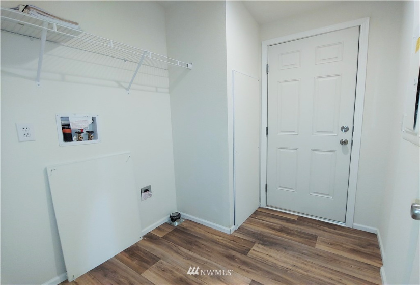 2010 Broadway, Hoquiam, Washington 98550, 2 Bedrooms Bedrooms, ,Manufactured In Park,For Sale,Broadway,NWM1855342