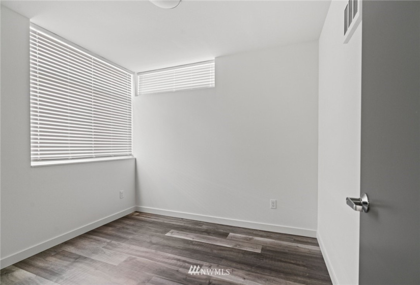 1306 Remington, Seattle, Washington 98122, 8 Bedrooms Bedrooms, ,Residential,For Sale,Remington,NWM1855625