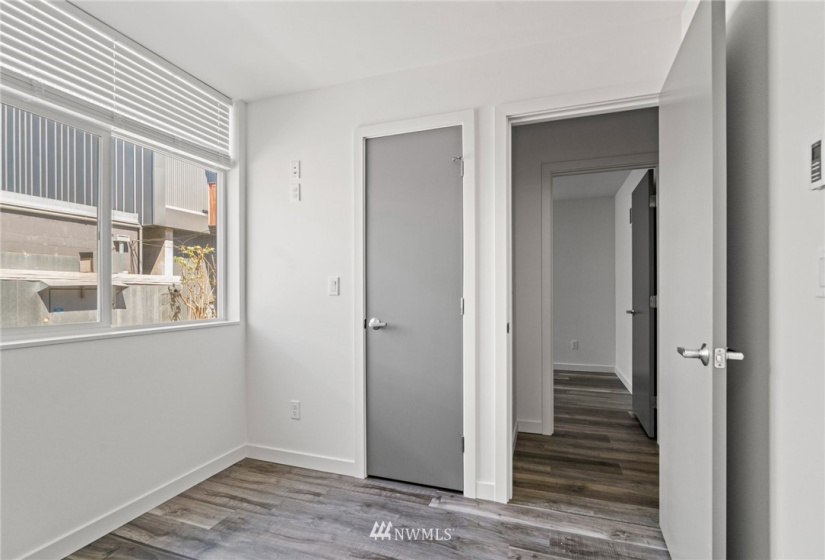 1306 Remington, Seattle, Washington 98122, 8 Bedrooms Bedrooms, ,Residential,For Sale,Remington,NWM1855625