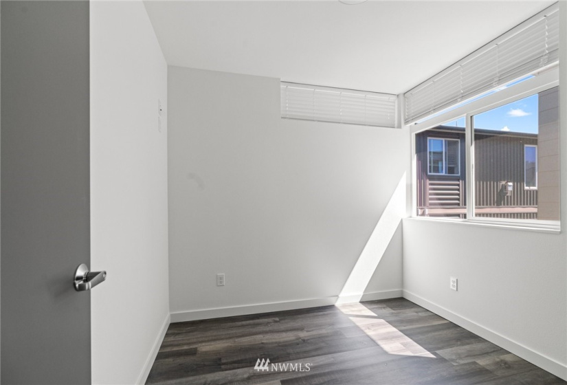 1306 Remington, Seattle, Washington 98122, 8 Bedrooms Bedrooms, ,Residential,For Sale,Remington,NWM1855625
