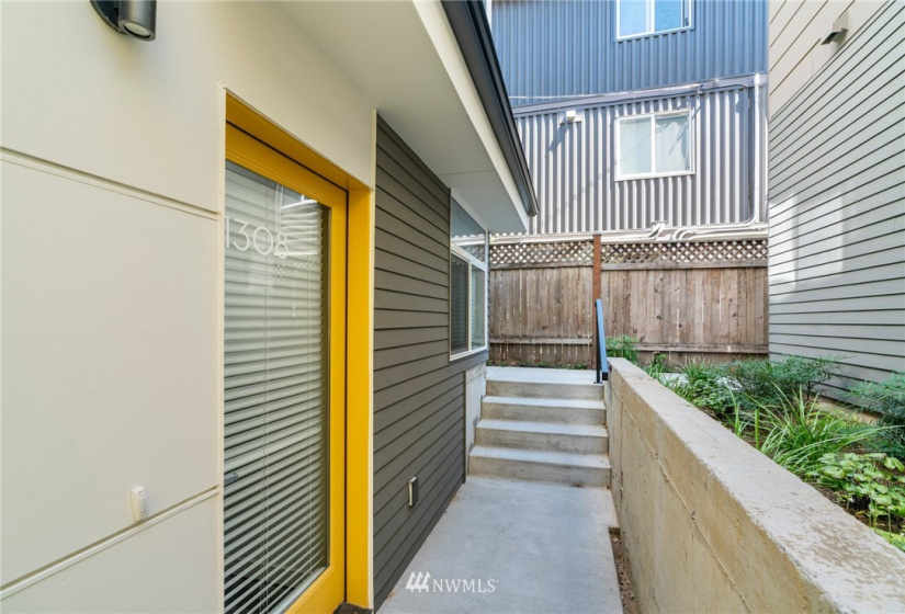 1306 Remington, Seattle, Washington 98122, 8 Bedrooms Bedrooms, ,Residential,For Sale,Remington,NWM1855625