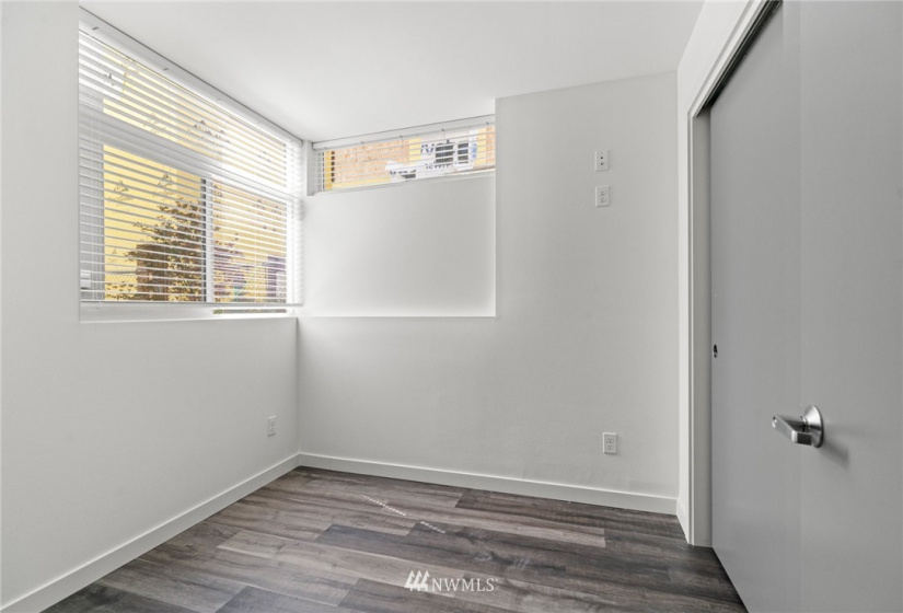 1306 Remington, Seattle, Washington 98122, 8 Bedrooms Bedrooms, ,Residential,For Sale,Remington,NWM1855625