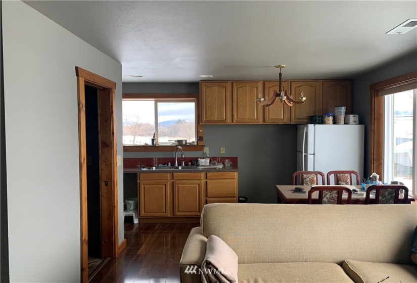 5 Ln Swann, Oroville, Washington 98844, ,Commercial Sale,For Sale,Swann,NWM1854598