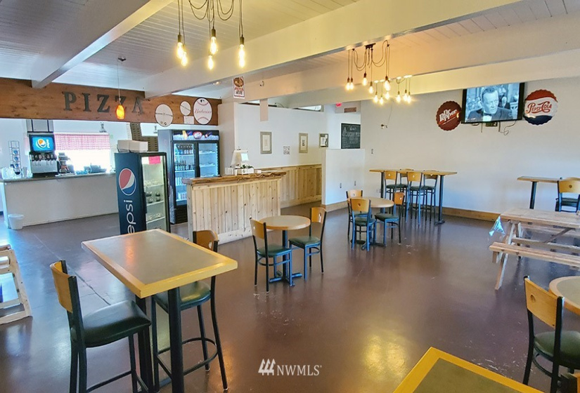 203 Main, Elma, Washington 98541, ,Commercial Sale,For Sale,Main,NWM1854966