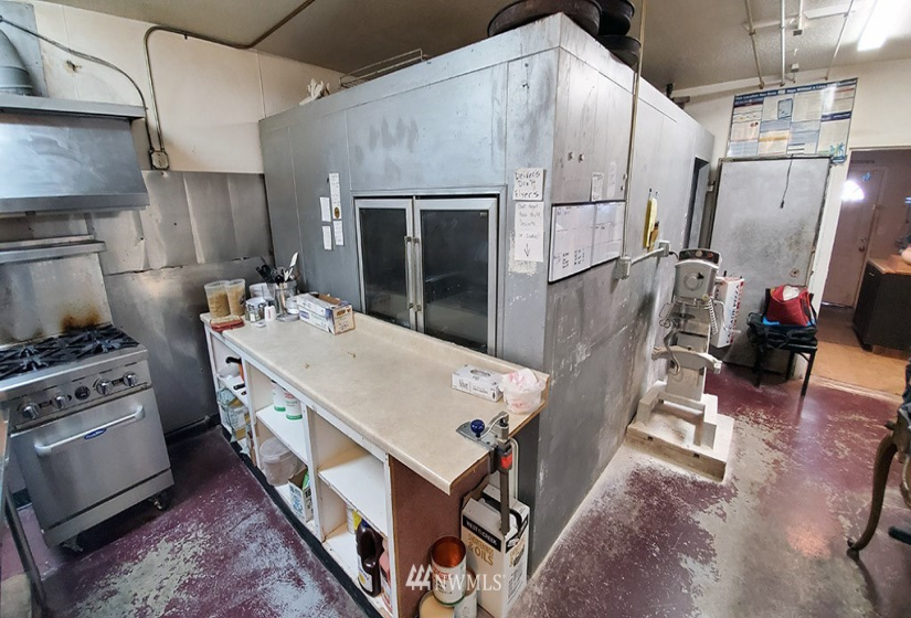 203 Main, Elma, Washington 98541, ,Commercial Sale,For Sale,Main,NWM1854966