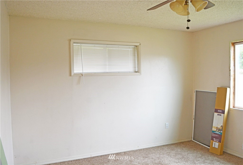 504 6th, Coulee Dam, Washington 99116, 2 Bedrooms Bedrooms, ,1 BathroomBathrooms,Residential,For Sale,6th,NWM1853531