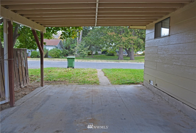 504 6th, Coulee Dam, Washington 99116, 2 Bedrooms Bedrooms, ,1 BathroomBathrooms,Residential,For Sale,6th,NWM1853531