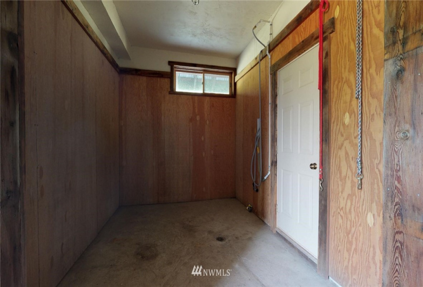 135 Lady Bug, Oroville, Washington 98844, 4 Bedrooms Bedrooms, ,1 BathroomBathrooms,Farm,For Sale,Lady Bug,NWM1848244