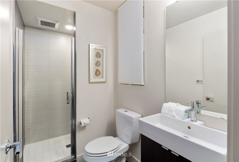 410 Fulton, Seattle, Washington 98119, 3 Bedrooms Bedrooms, ,1 BathroomBathrooms,Residential,For Sale,Fulton,NWM1855794
