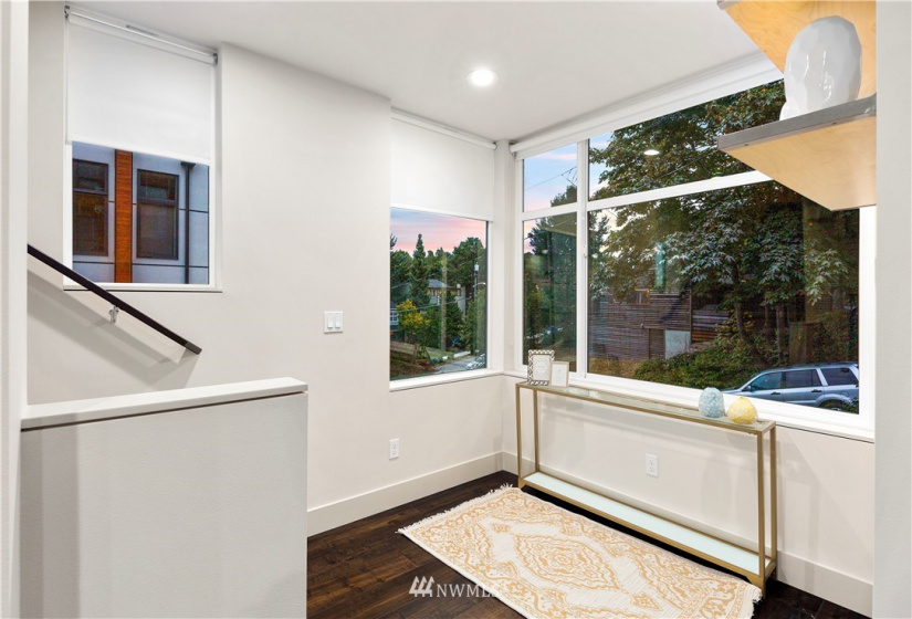410 Fulton, Seattle, Washington 98119, 3 Bedrooms Bedrooms, ,1 BathroomBathrooms,Residential,For Sale,Fulton,NWM1855794