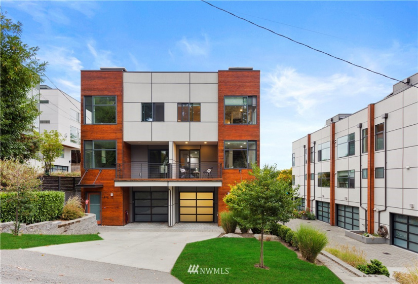 410 Fulton, Seattle, Washington 98119, 3 Bedrooms Bedrooms, ,1 BathroomBathrooms,Residential,For Sale,Fulton,NWM1855794