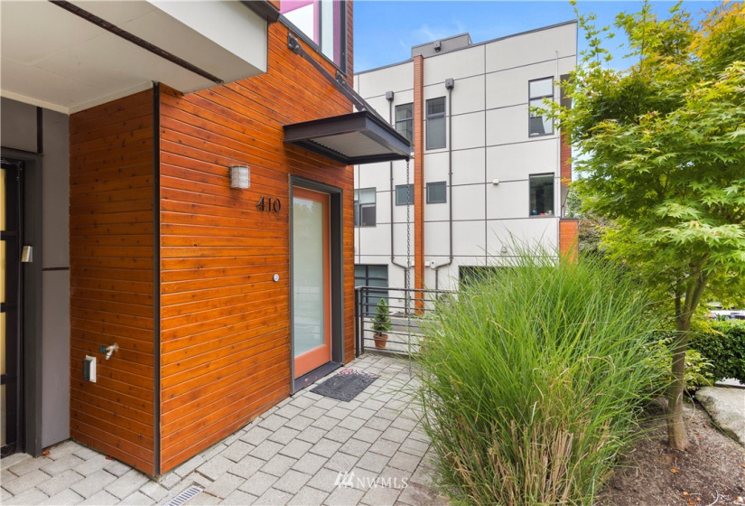 410 Fulton, Seattle, Washington 98119, 3 Bedrooms Bedrooms, ,1 BathroomBathrooms,Residential,For Sale,Fulton,NWM1855794