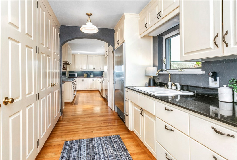 4801 Hyada, Tacoma, Washington 98422, 4 Bedrooms Bedrooms, ,2 BathroomsBathrooms,Residential,For Sale,Hyada Park,Hyada,NWM1852301