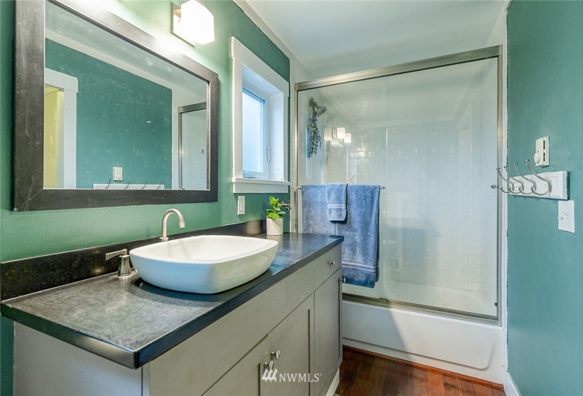 712 Mcpherson, Port Townsend, Washington 98368, 3 Bedrooms Bedrooms, ,2 BathroomsBathrooms,Residential,For Sale,Eisenbeis,Mcpherson,NWM1849869