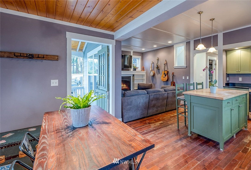 712 Mcpherson, Port Townsend, Washington 98368, 3 Bedrooms Bedrooms, ,2 BathroomsBathrooms,Residential,For Sale,Eisenbeis,Mcpherson,NWM1849869