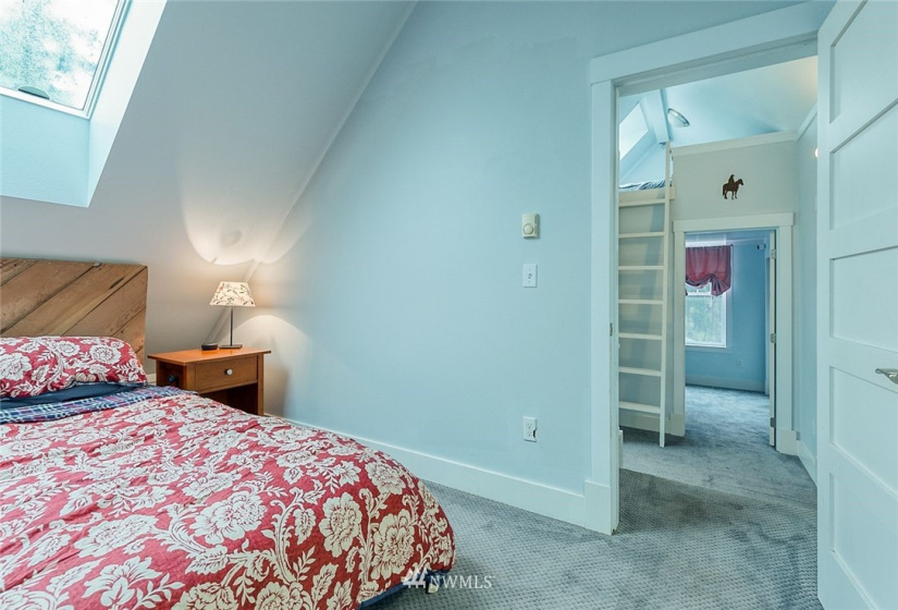 712 Mcpherson, Port Townsend, Washington 98368, 3 Bedrooms Bedrooms, ,2 BathroomsBathrooms,Residential,For Sale,Eisenbeis,Mcpherson,NWM1849869
