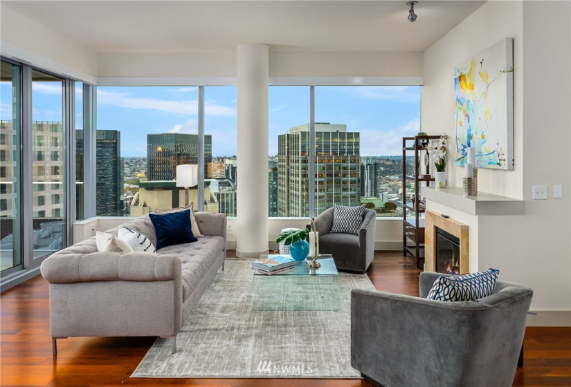 737 Olive, Seattle, Washington 98101, 3 Bedrooms Bedrooms, ,3 BathroomsBathrooms,Residential,For Sale,OLIVE 8 CONDOMINIUM,Olive,NWM1856456